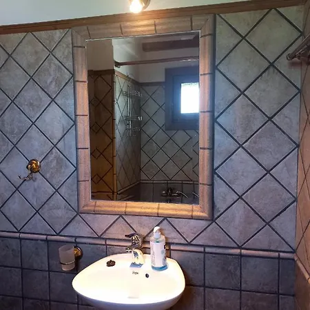 Holiday home Platanos Vasiliki (Lefkada)