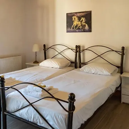 Platanos Tatil Evi Vasiliki